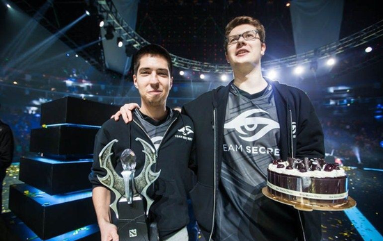 英雄联盟LEC G2战队成立女队，你会看好他们吗？