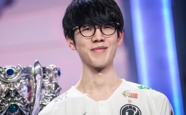 小虎没压力！WBG晋级语音 Xiaohu ：有压力吗？感觉已经赢了